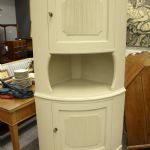 900 7240 CORNER CUPBOARD